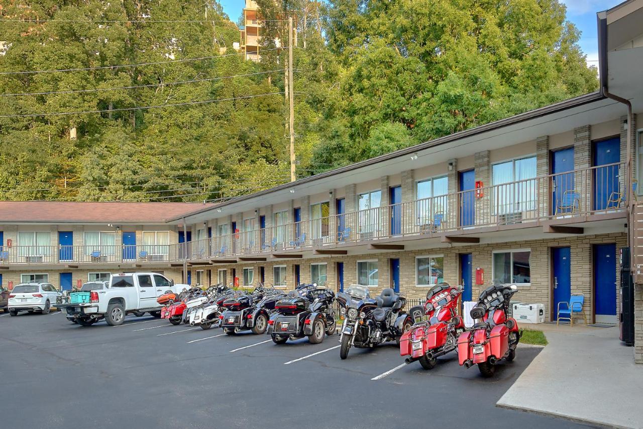 Sidney James Mountain Lodge Gatlinburg Eksteriør billede