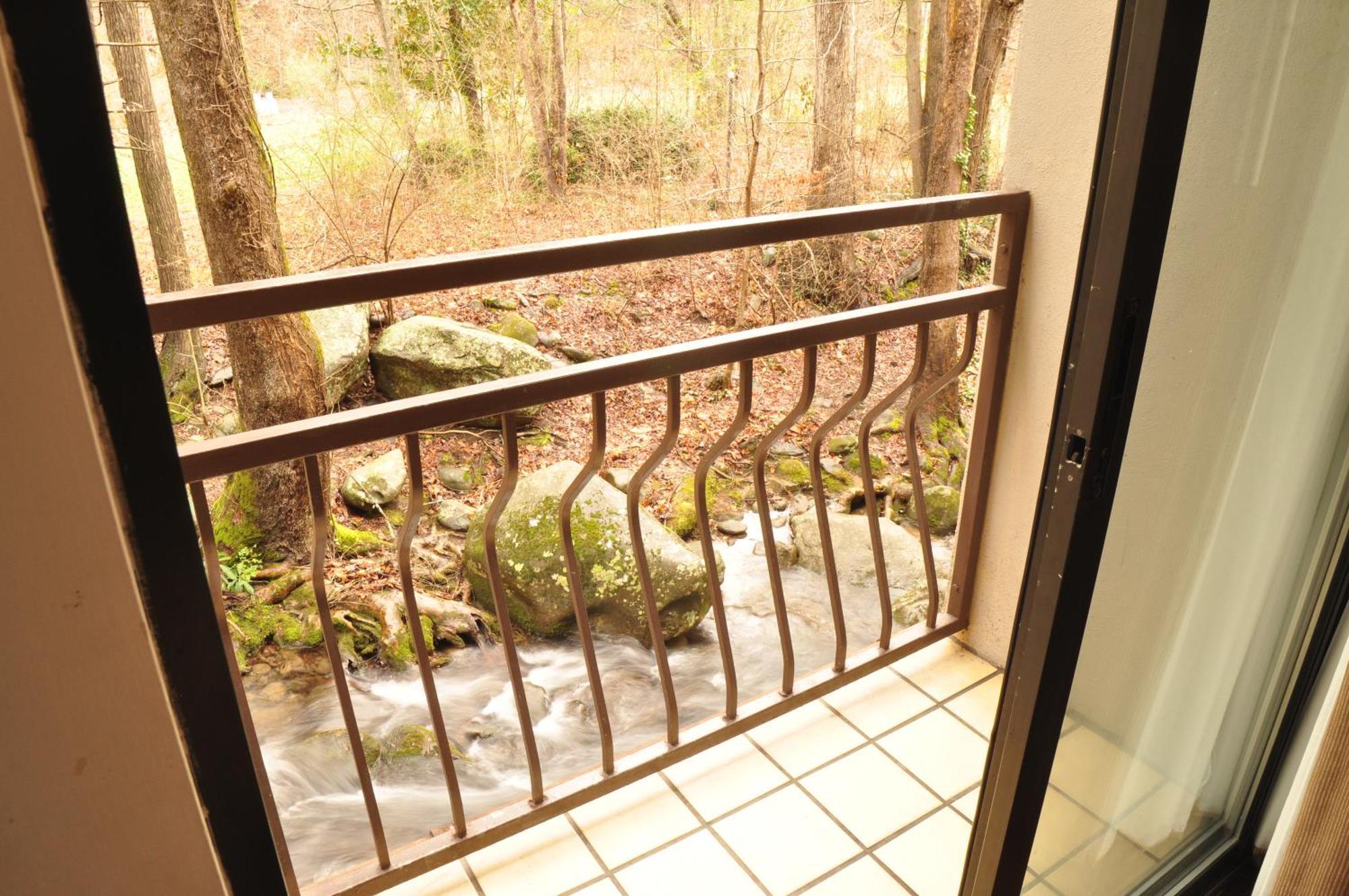 Sidney James Mountain Lodge Gatlinburg Eksteriør billede